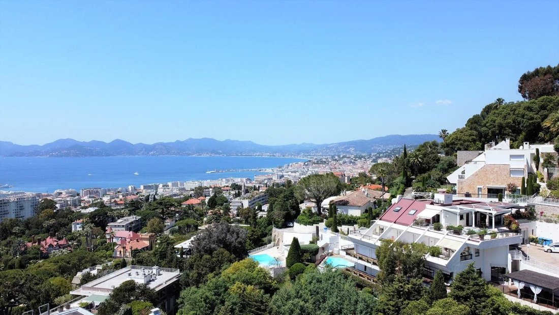 Villa in Cannes, Provence-Alpes-Côte d'Azur, France 2 - 12113016