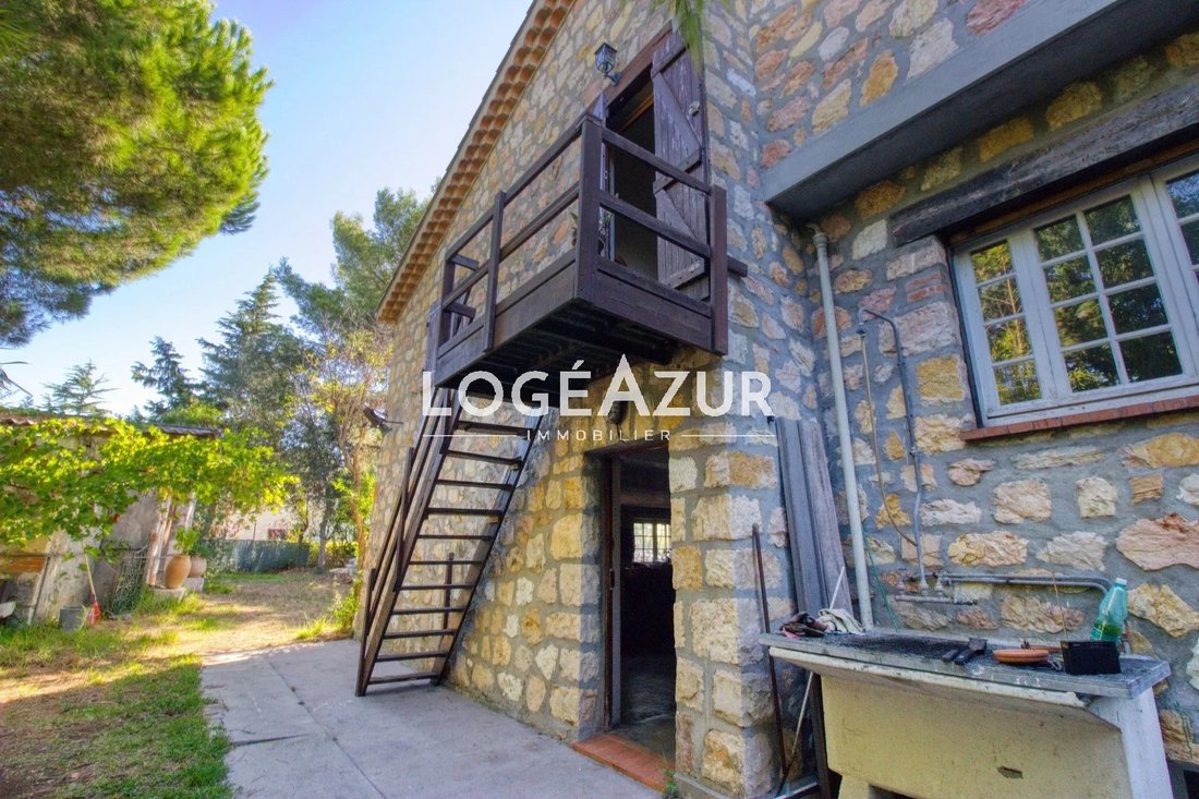 House in Antibes, Provence-Alpes-Côte d'Azur, France 5 - 10907879