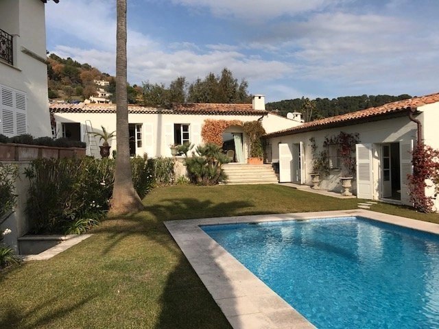 Villa in Centre du Village, La Colle-sur-Loup, France 1 - 11672247