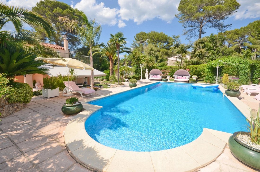 Villa in Mougins, Provence-Alpes-Côte d'Azur, France 5 - 12112339