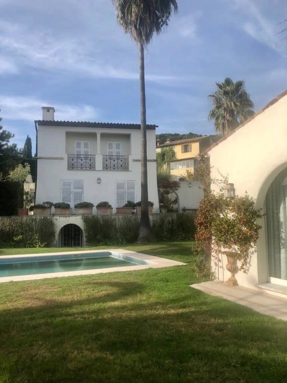 Villa in Centre du Village, La Colle-sur-Loup, France 2 - 11672247