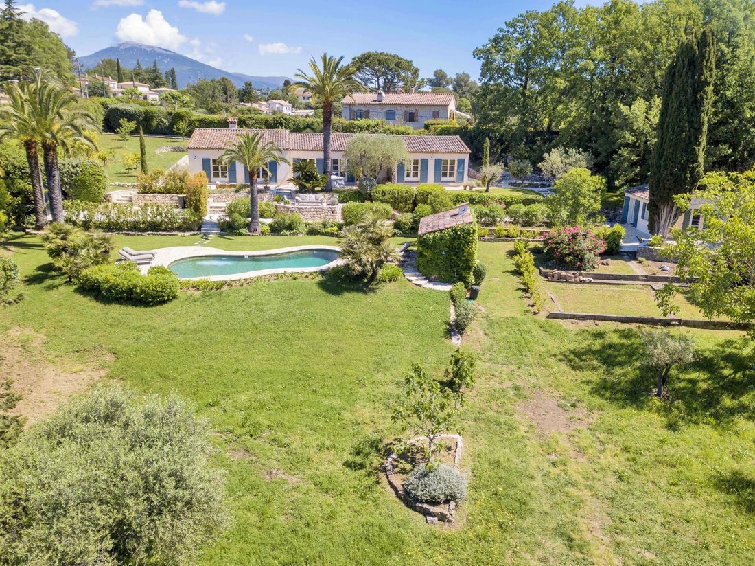 Villa in Valbonne, Provence-Alpes-Côte d'Azur, France 3 - 14273594