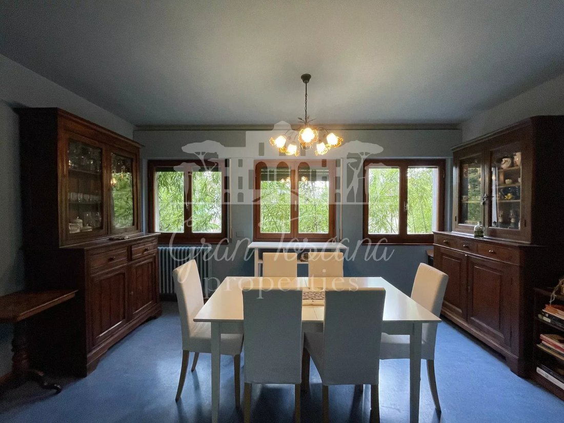 Villa in Vittoria Apuana, Forte dei Marmi, Tuscany 3 - 12085790