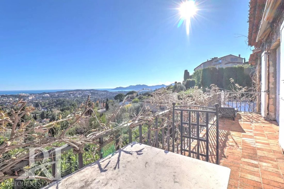 Villa in Mougins, Provence-Alpes-Côte d'Azur, France 4 - 14454639