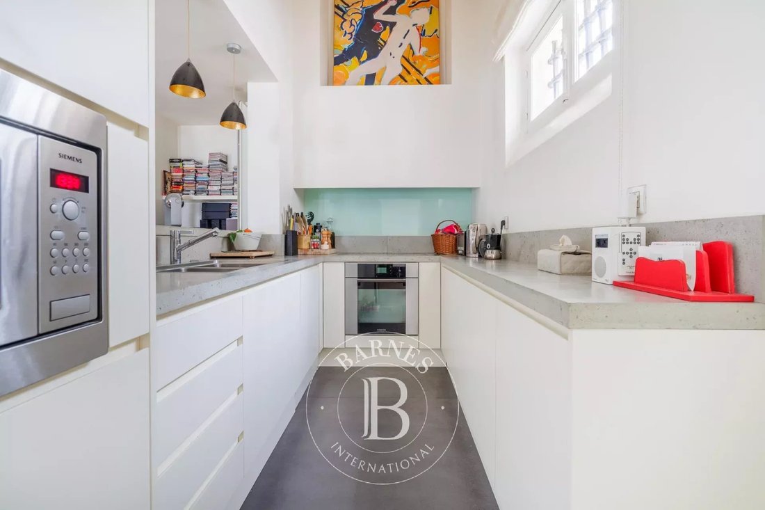 Apartment in Saint Germain des Prés, Paris 6e Arrondissement, Paris 3 - 13709393