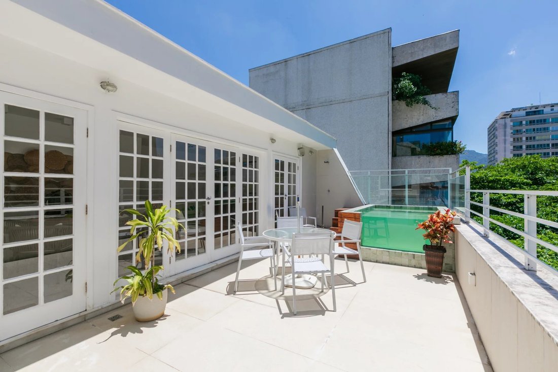 Apartment in Rio de Janeiro, State of Rio de Janeiro, Brazil 1 - 11442555