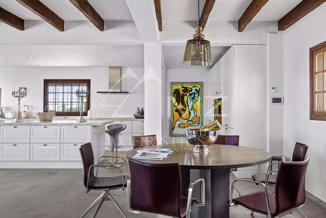 Villa in Tourrettes-sur-Loup, Provence-Alpes-Côte d'Azur, France 5 - 12236043