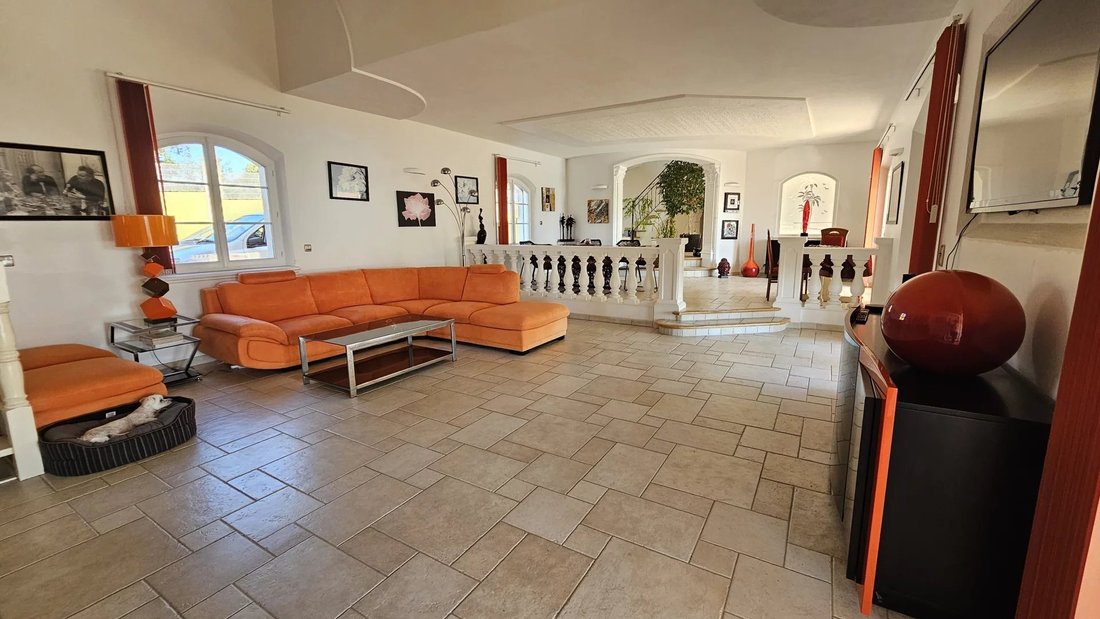 Villa in Les Issambres, Roquebrune-sur-Argens, France 4 - 14601162