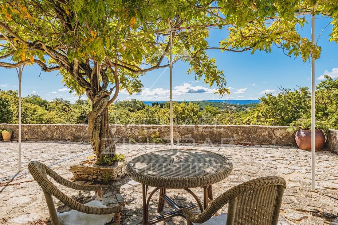 House in Gordes, Provence-Alpes-Côte d'Azur, France 3 - 14766274