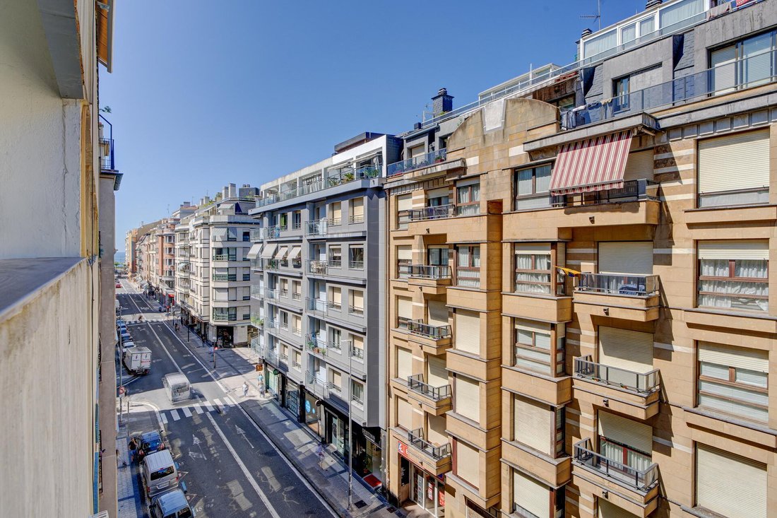 Apartment in Ipar-Ekialdea, Donostia-San Sebastian, Spain 1 - 15192304