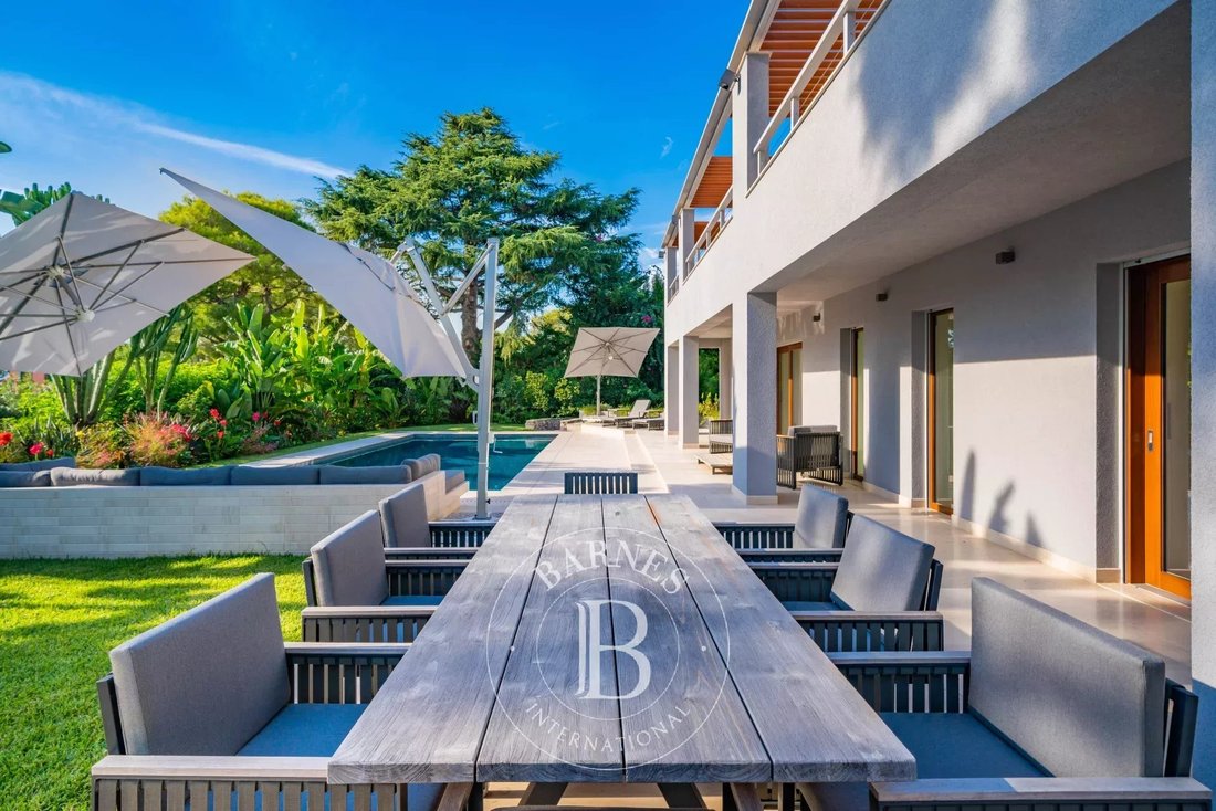 Villa in Saint-Jean-Cap-Ferrat, Provence-Alpes-Côte d'Azur, France 1 - 13332178