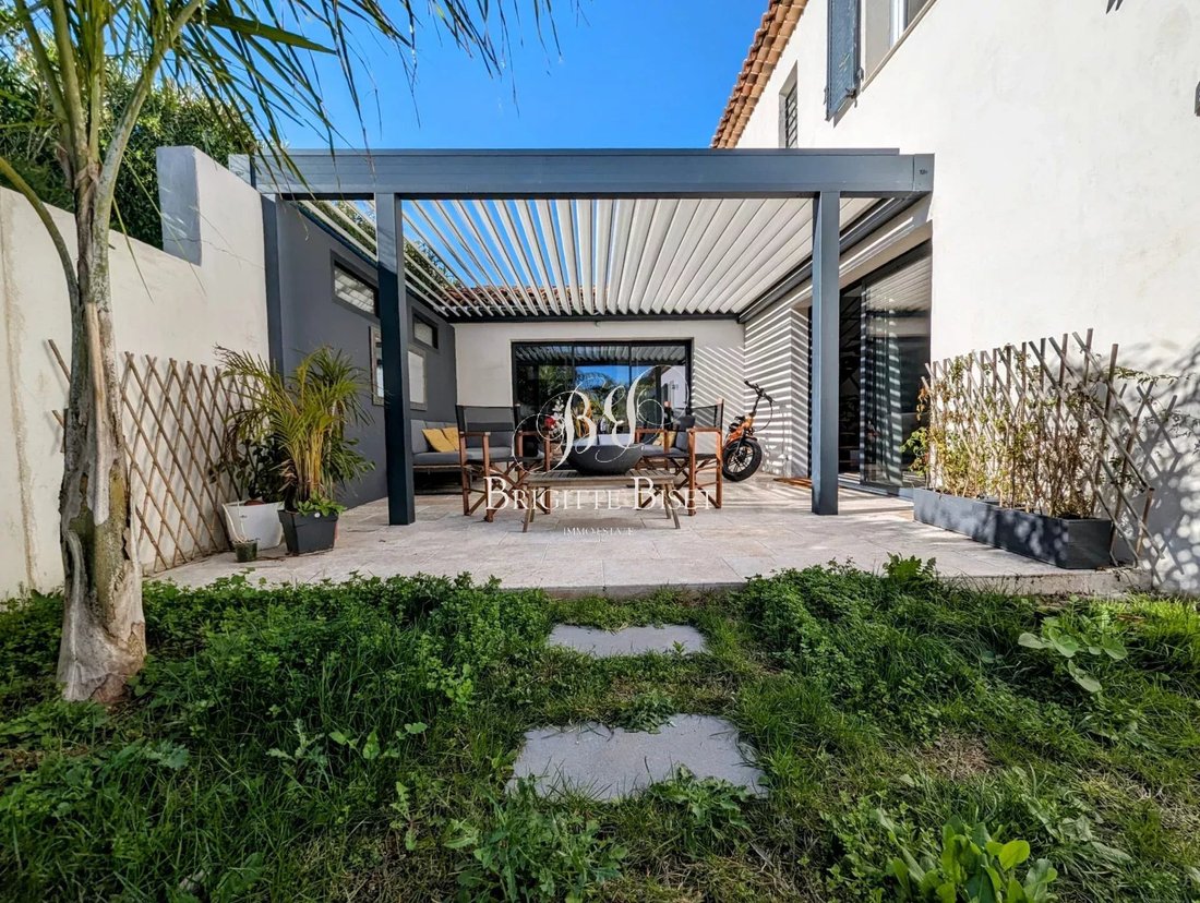 Villa in Nartelle-Noyer-Bellevue-bd des Sardinaux, Sainte-Maxime, France 2 - 13855201
