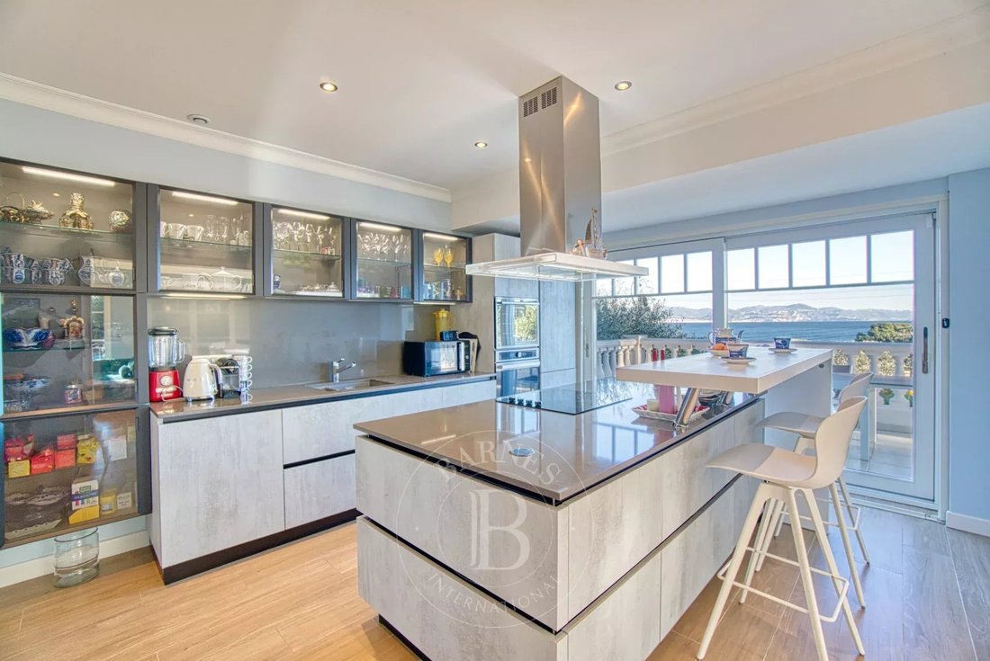 Villa in Antibes, Provence-Alpes-Côte d'Azur, France 4 - 11733331