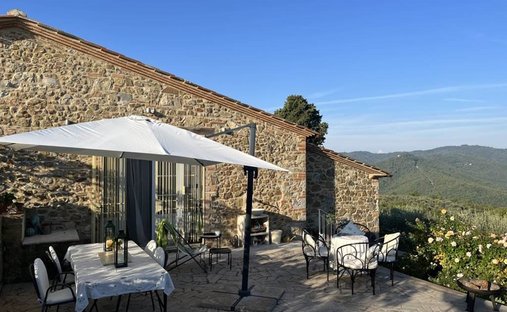 Medieval Castle For Sale Between Chianti And Valdambra, Tuscany