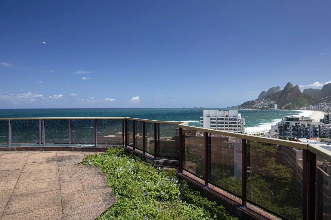 Apartment in Rio de Janeiro, State of Rio de Janeiro, Brazil 3 - 10449465