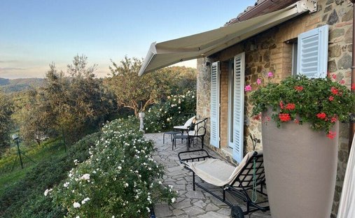 Medieval Castle For Sale Between Chianti And Valdambra, Tuscany