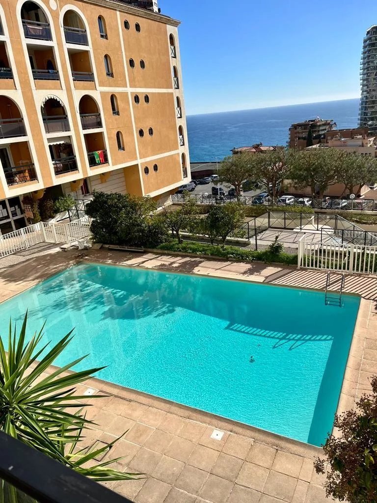 Appartamento a Roccabruna sul Capo Martino, Provenza-Alpi-Costa Azzurra, Francia 1 - 12370833