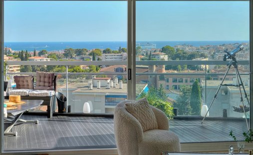 Apartment in Vieux Cannet, Le Cannet, France 1