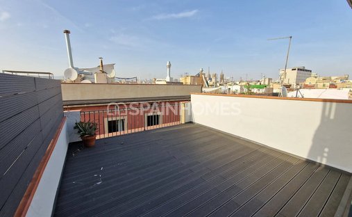 Penthouse in Ciutat Vella, Barcelona, Spain 1