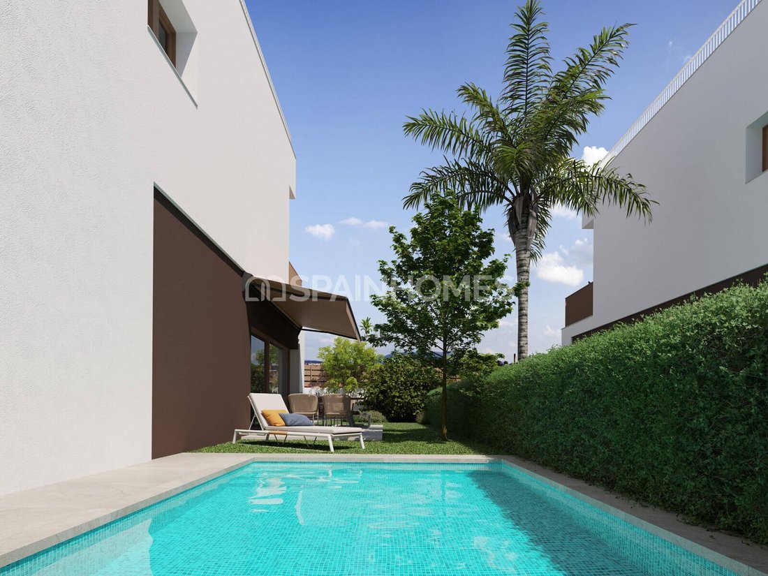 Villa in Elx / Elche, Valencian Community, Spain 2 - 15199534