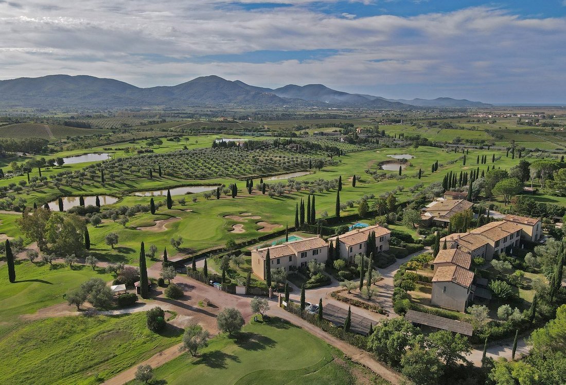 House in Gavorrano, Tuscany, Italy 1 - 15199817