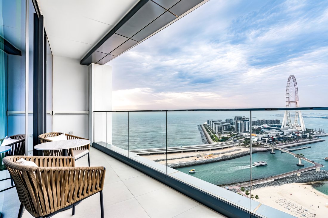 Apartment in Dubai, United Arab Emirates 1 - 15199715