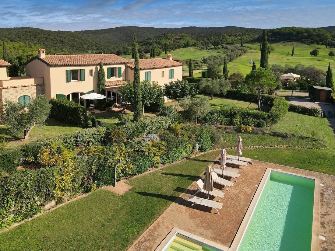 House in Gavorrano, Tuscany, Italy 2 - 15199817