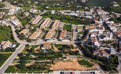 Land in Faro (Se e Sao Pedro), Algarve, Portugal 1