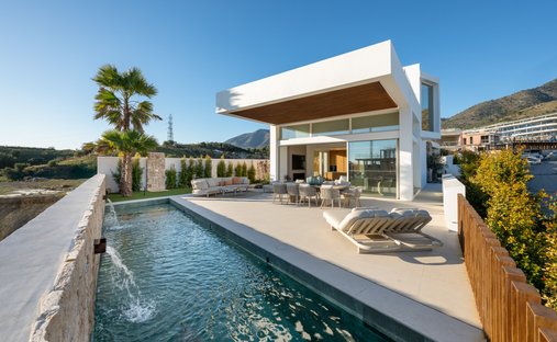 Villa in Fuengirola, Andalusia, Spain 1