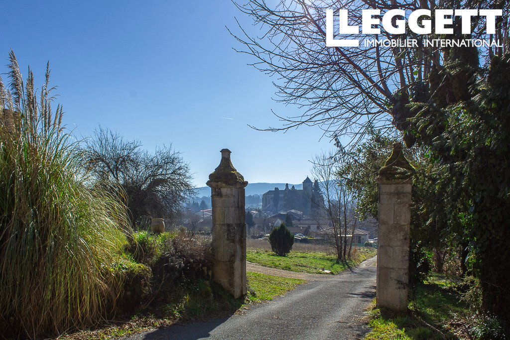 L’Ameillée: A Napoleonic Château Whispering of Vineyards & Time