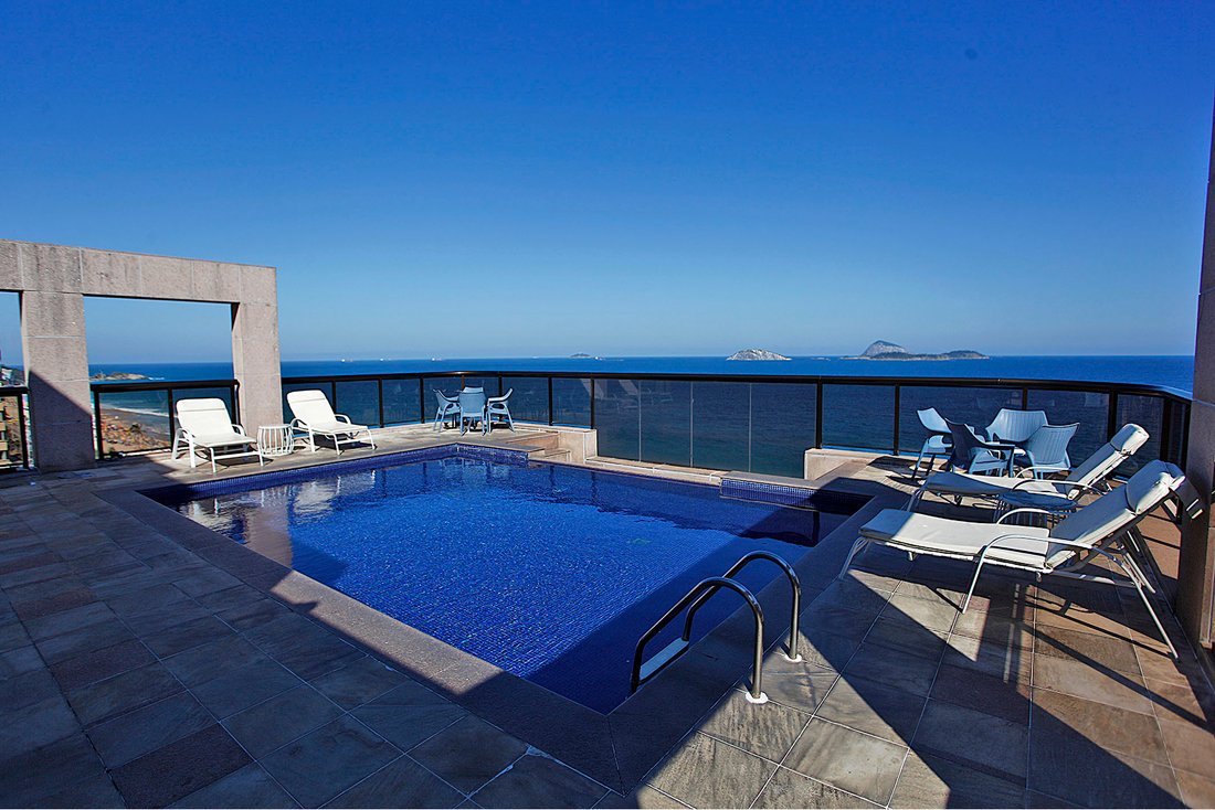 Apartment in Rio de Janeiro, State of Rio de Janeiro, Brazil 1 - 15200432
