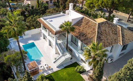 Villa in Elviria-Cabopino, Marbella, Spain 1