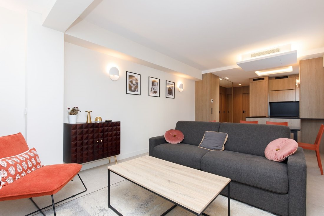 Apartment in Saint Nicolas, Cannes, France 3 - 14369726