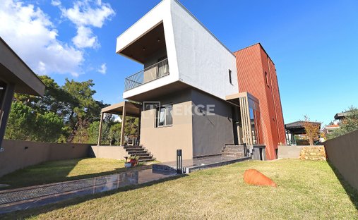 Villa in Döşemealtı, Antalya, Turkey 1
