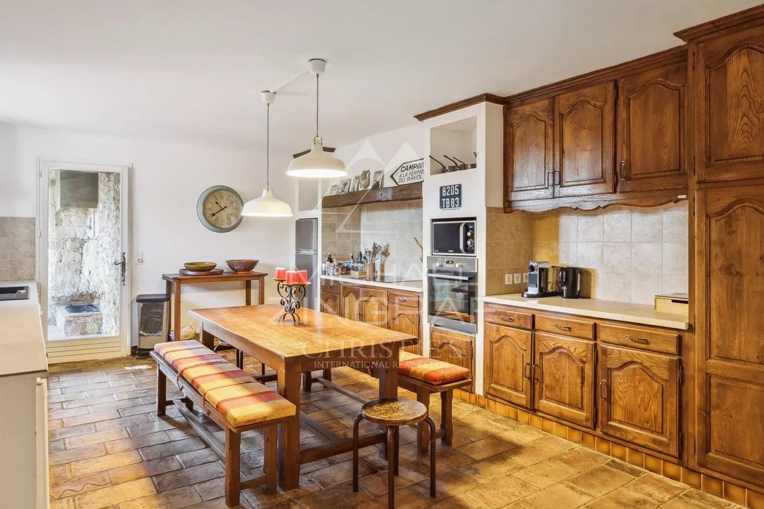 Estate in Seillans, Provence-Alpes-Côte d'Azur, France 2 - 15068133