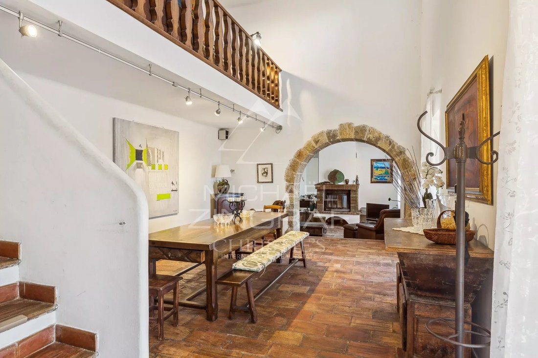Estate in Seillans, Provence-Alpes-Côte d'Azur, France 3 - 15068133