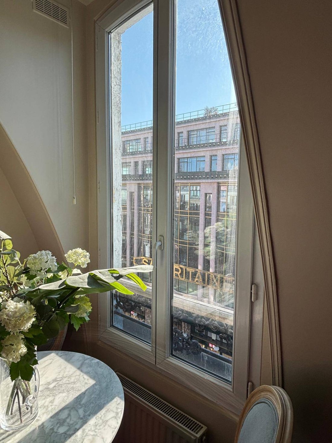 Apartment in Les Halles, Paris 1er Arrondissement, Paris 3 - 15201414
