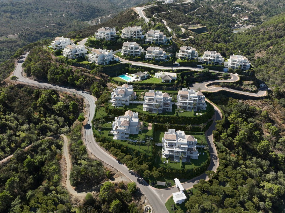 Apartment in Benahavis, Andalusia, Spain 1 - 15201995