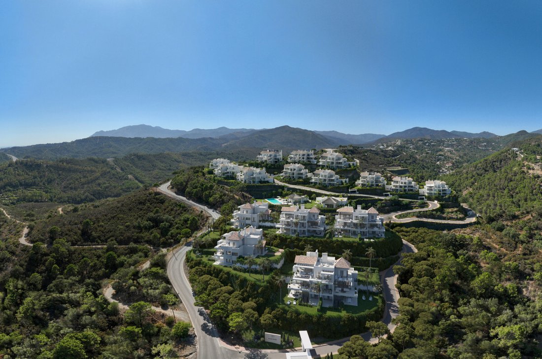Apartment in Benahavis, Andalusia, Spain 2 - 15201995