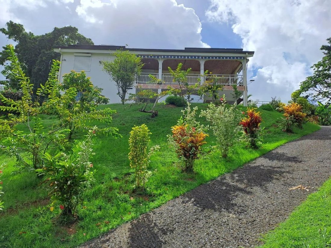 Villa in Le Lamentin, Fort-de-France, Martinique 1 - 13107071