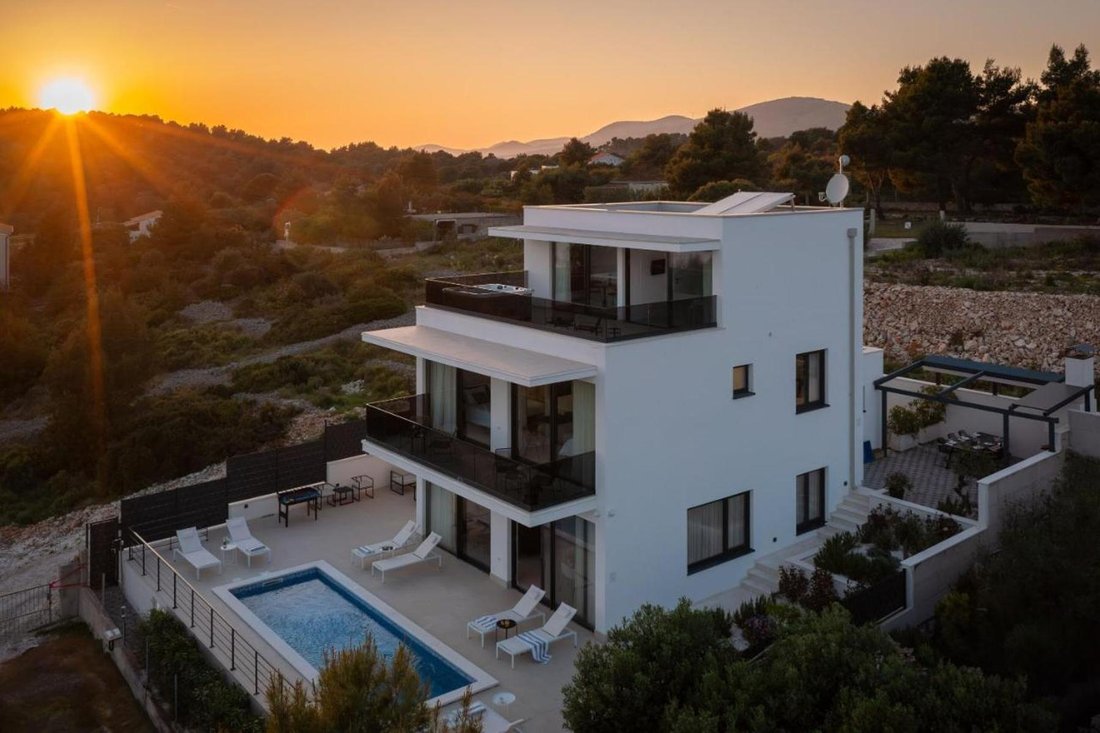 Villa in Okrug Gornji, Split-Dalmatia County, Croatia 4 - 15201621