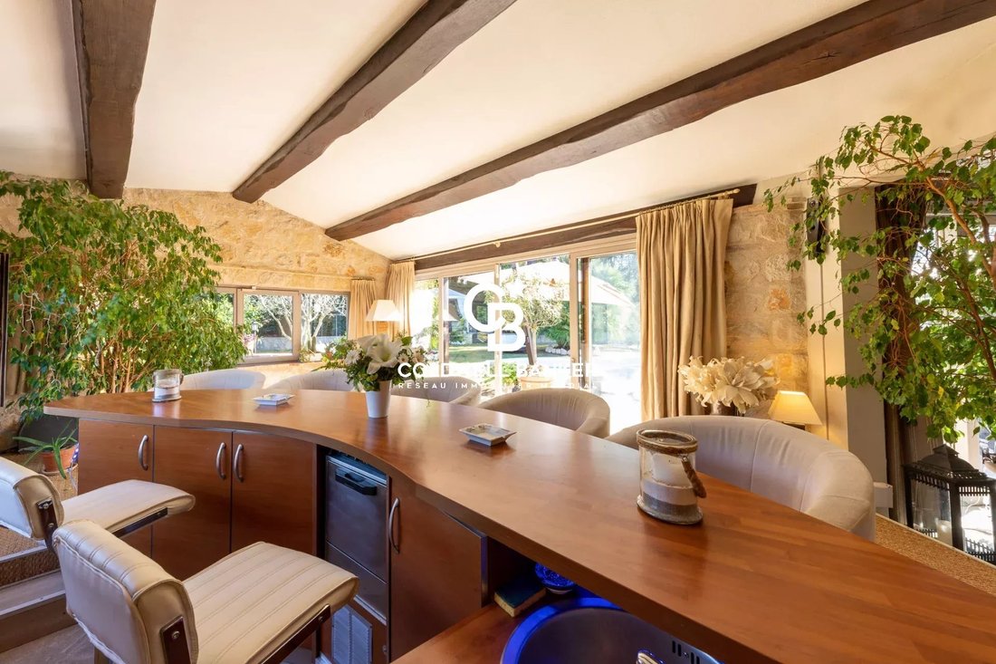 Estate in Saint-Paul-de-Vence, Provence-Alpes-Côte d'Azur, France 3 - 15201572