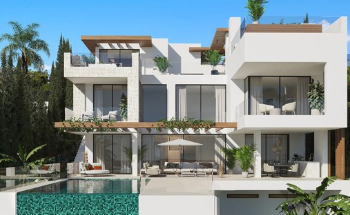 Villa in Estepona, Andalusia, Spain 1