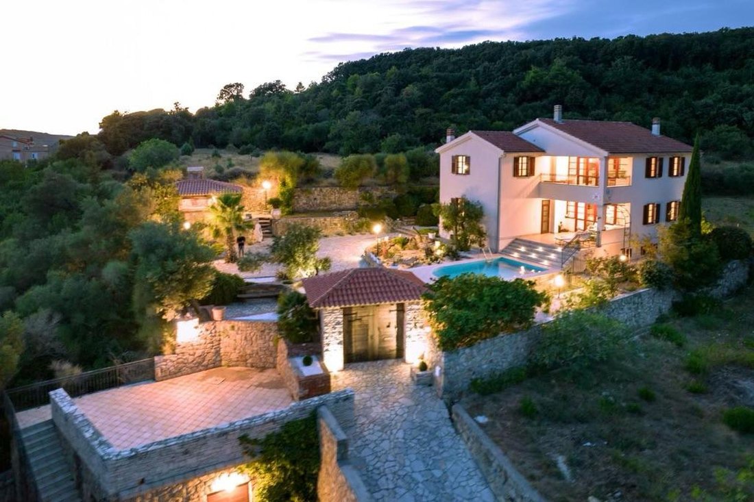 Villa in Kampor, Primorje-Gorski Kotar County, Croatia 2 - 15201665