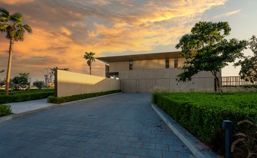 Villa in Dubai, Dubai, United Arab Emirates 1