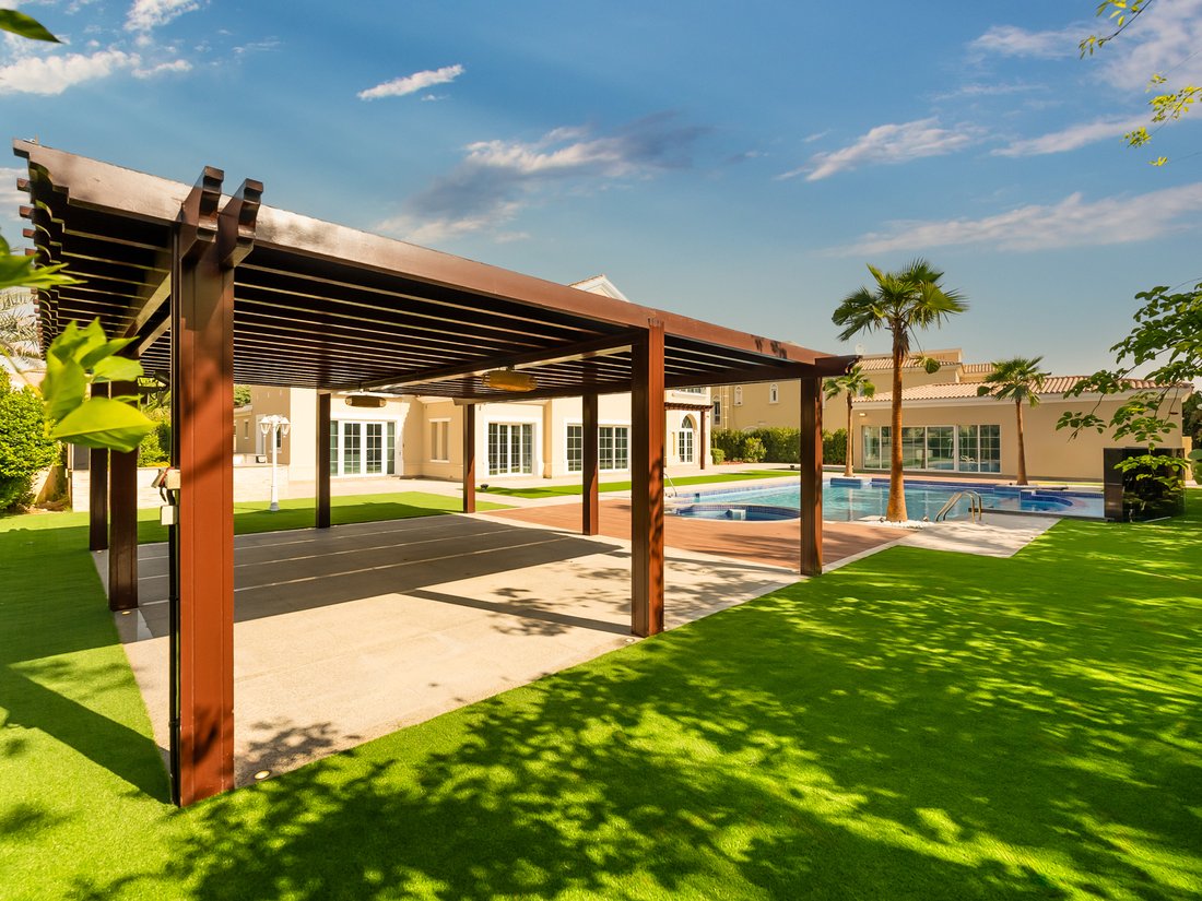 Villa in Dubai, Dubai, United Arab Emirates 2 - 15202318