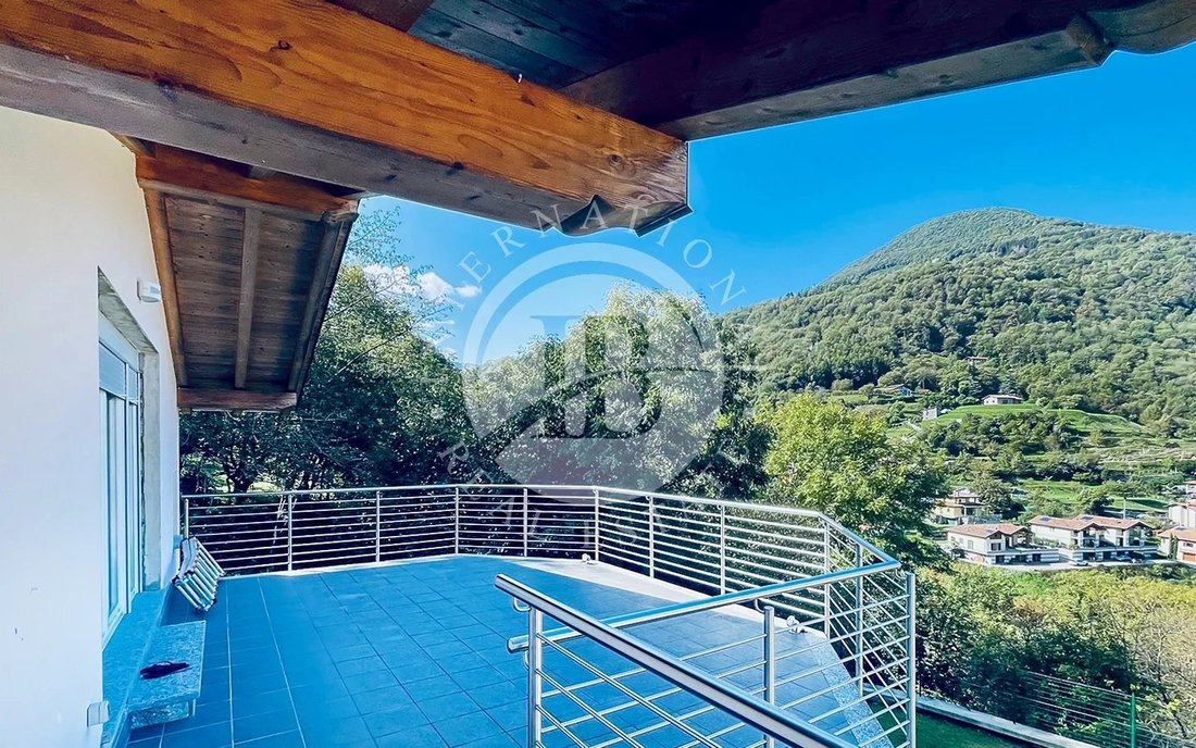 Villa in Osteno-Claino, Lombardy, Italy 2 - 15202214