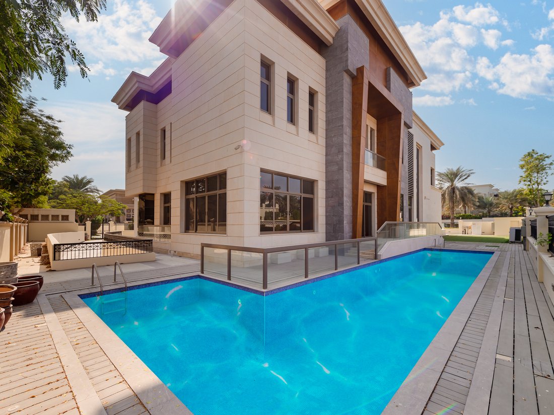 Villa en Emirates Hills, Dubái, Emiratos Árabes Unidos 1 - 15202524