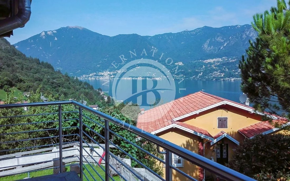 Villa in Osteno-Claino, Lombardy, Italy 1 - 15202214
