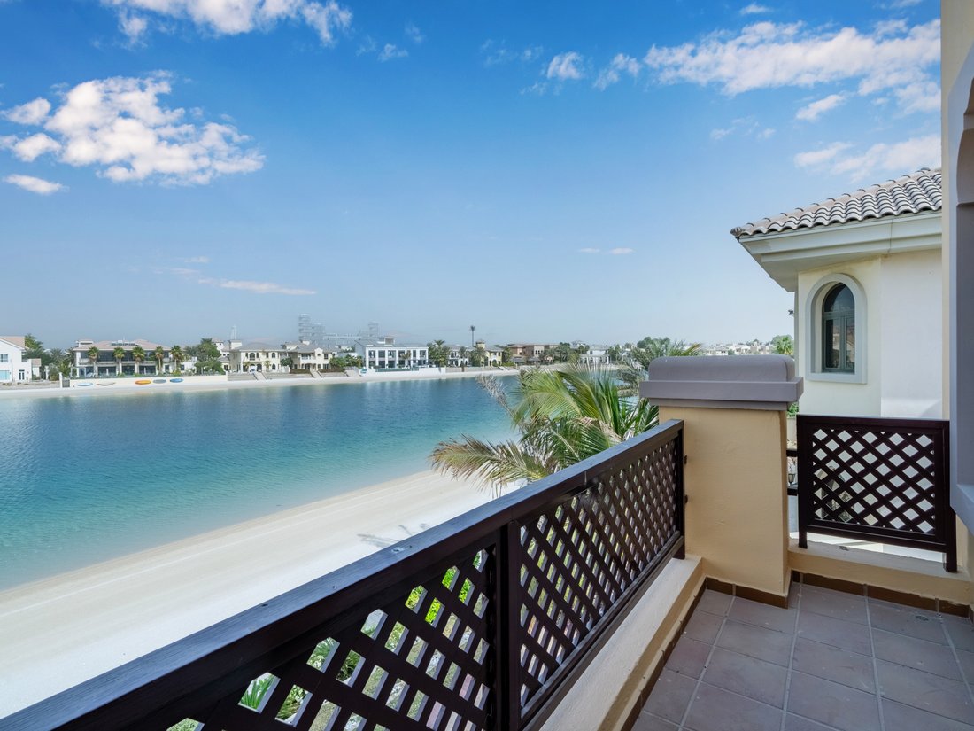 Villa in Dubai, Dubai, United Arab Emirates 1 - 15202446